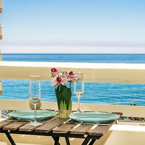 First Line! Art-apartment On The Seafront Of With Swimming Pool Appartement